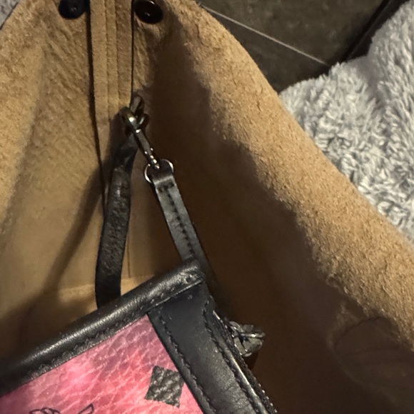 MCM Pink/Purple Galaxy Viseto Gradient Logo Coated Canvas Tote with Black Handle - Picture 13 of 14